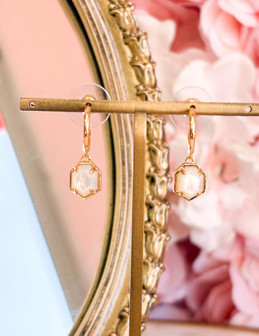 Tomon Huggie Earrings Kendra Scott