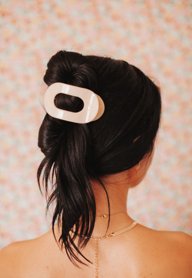 Almond Beige Flat Round Clip