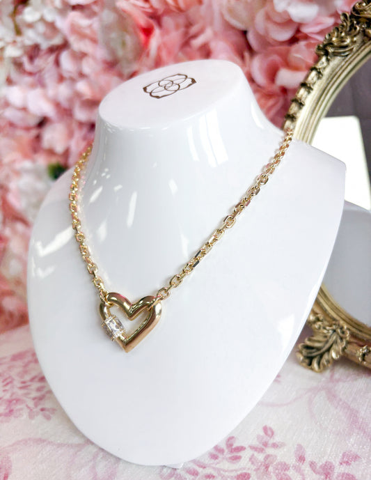 Emery Heart Short Pendant Necklace