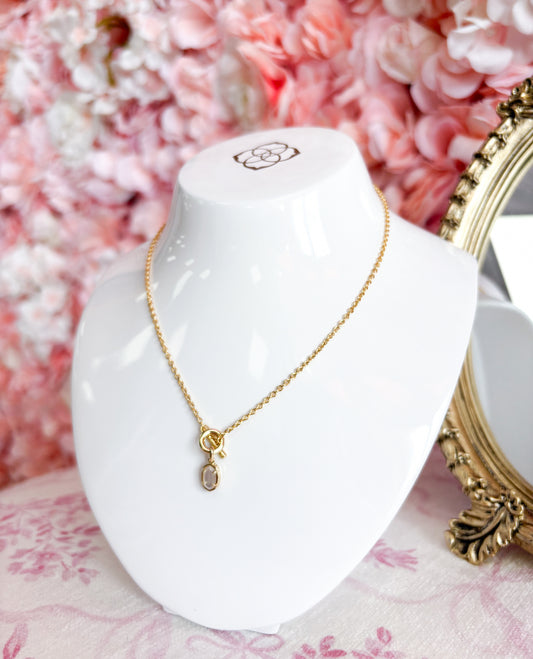 Mini Elisa Toggle Short Pendant Necklace Mother Of Pearl