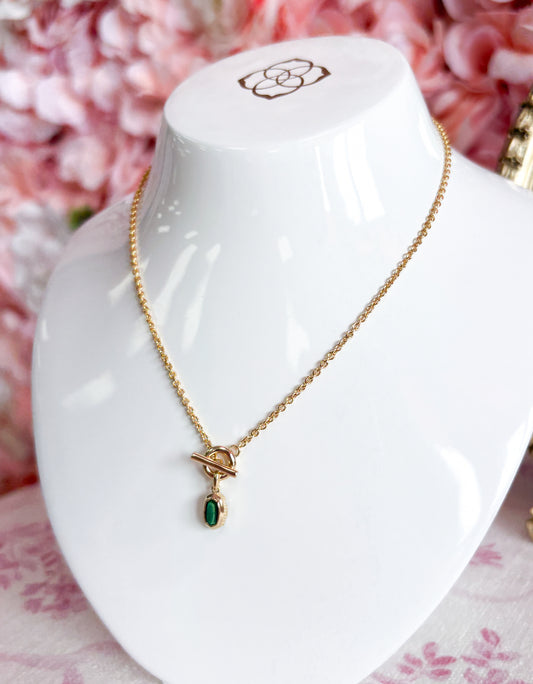 Mini Elisa Toggle Short Pendant Necklace Green Tigers Eye