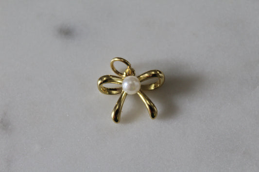 Gold Pearl Bow