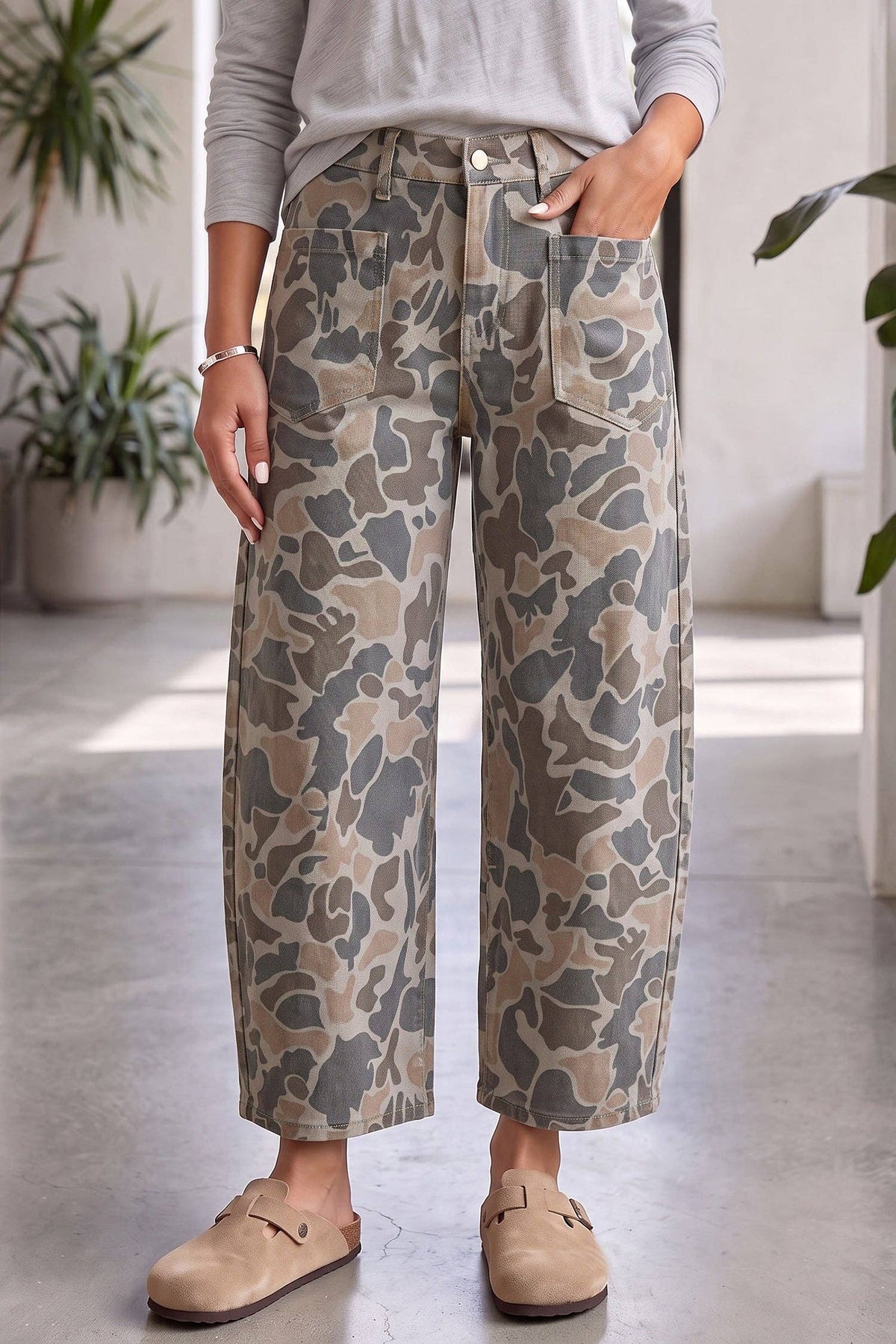 Hidden Trails Camouflage Shift Ankle Length Jeans: