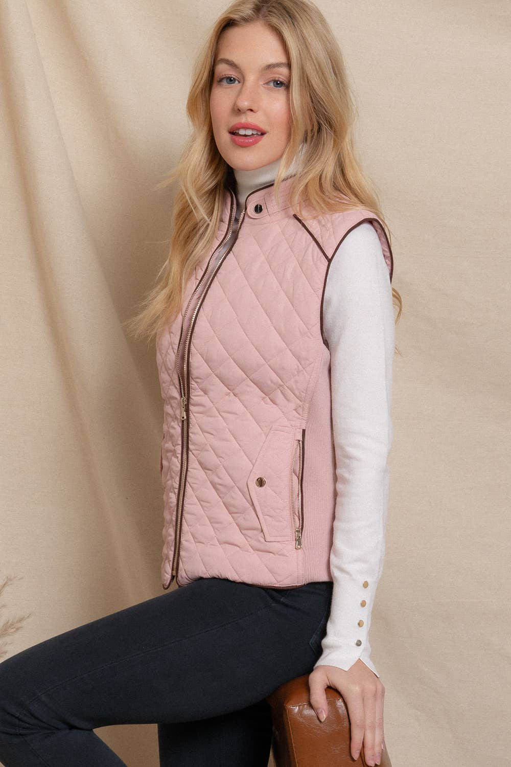 Suede Piping Detail Rib Quilted Padding Vest: PNK-beige pink