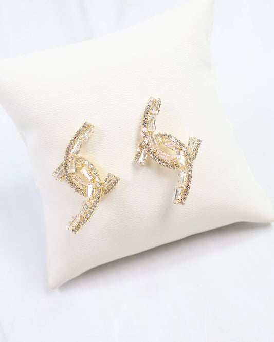 Do the Twist Crystal Earring Gold: Default