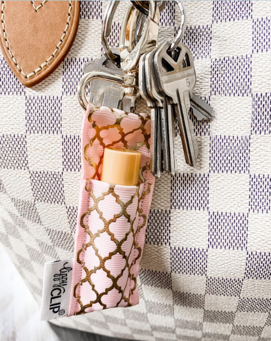 Gold Quatrefoil on Light Pink LippyClip® Lip Balm Holder