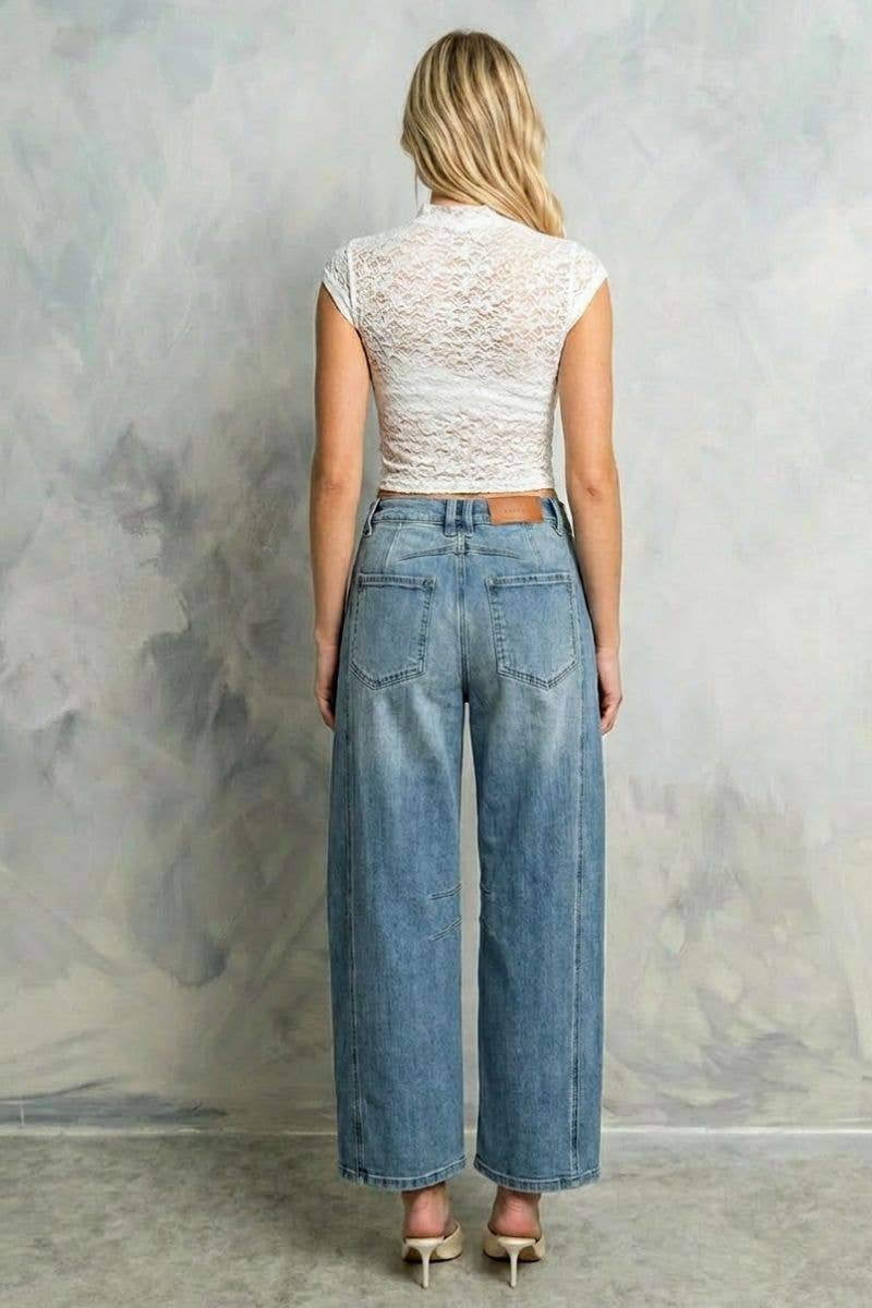 HIGH RISE RELAXED BARREL JEANS: MEDIUM WASH