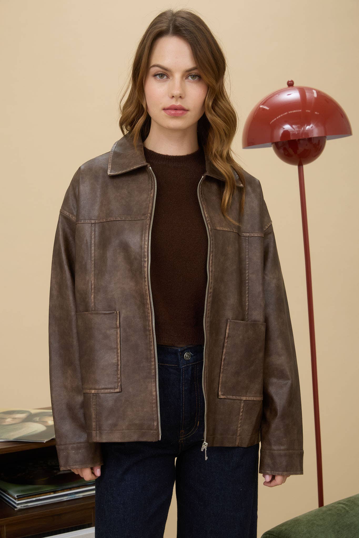 WASHED FAUX LEATHER COLLARED ZIP-UP JACKET : BROWN