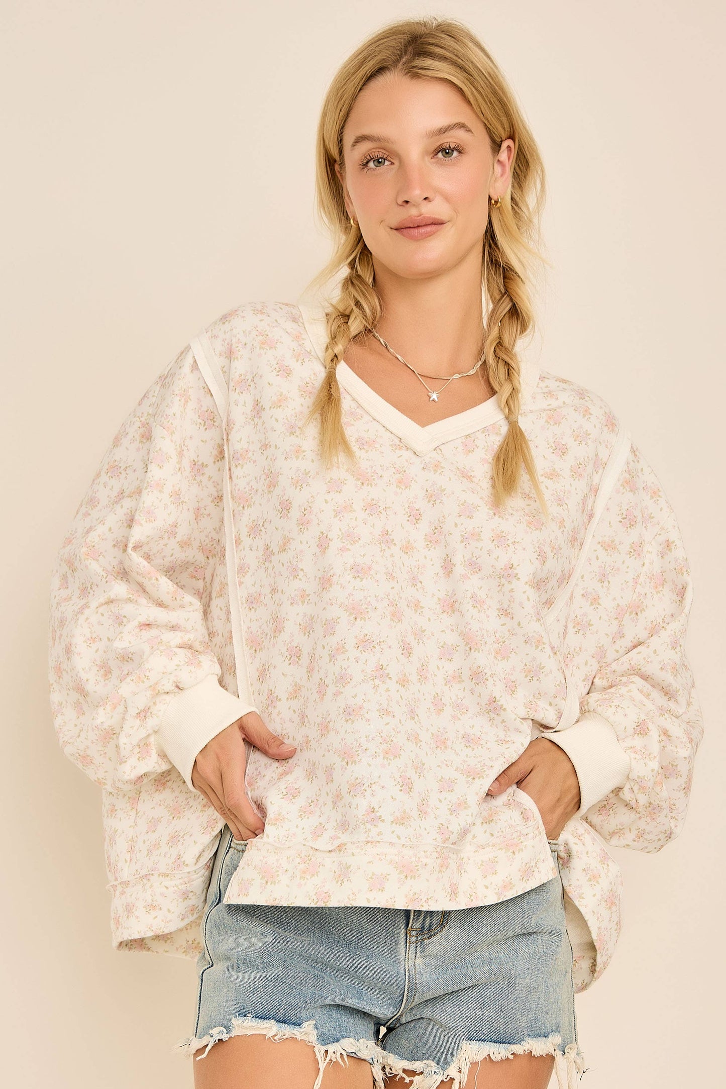 Oversized Floral Print V-Neck Long Sleeve Sweatshirt: IVORY