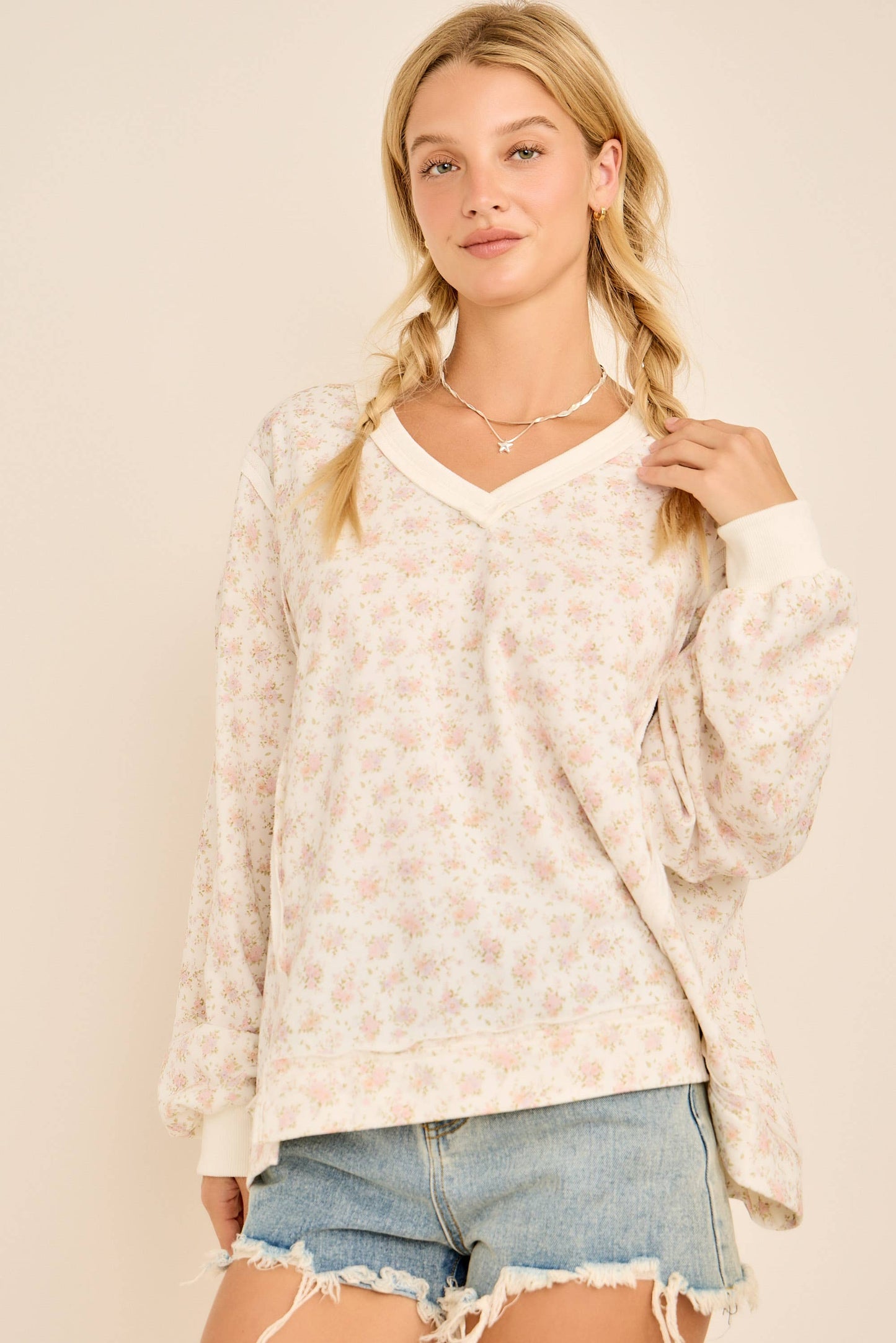 Oversized Floral Print V-Neck Long Sleeve Sweatshirt: IVORY