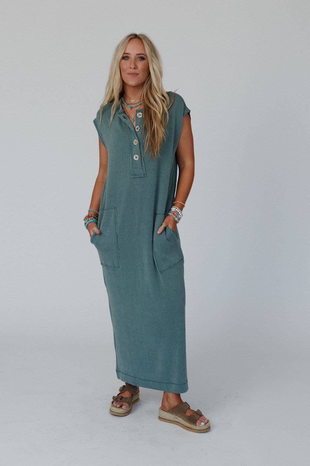 Madeline Textured Maxi Dress - Moss: XL