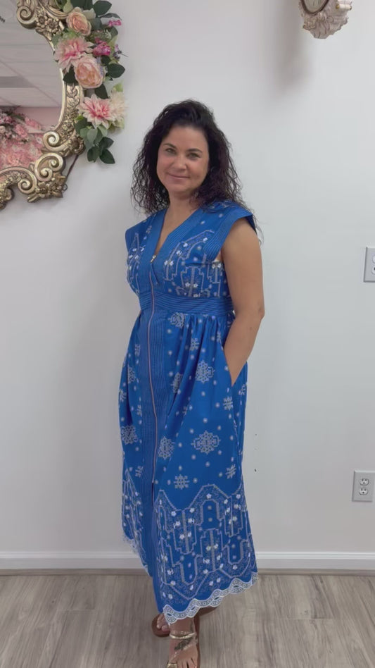 ENTRO Embroidered cap sleeve midi dress